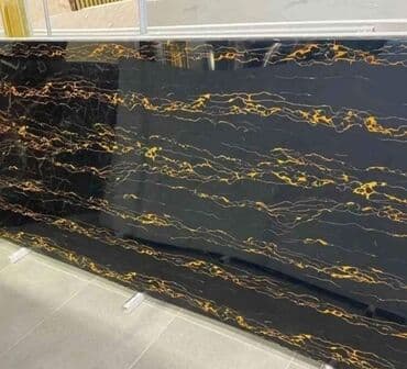 3D zidna obloga Dimenzije 300*120 cm Spakovana u rolni Cena 3999