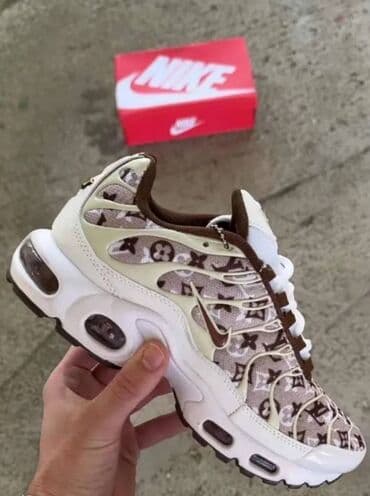 c a papuce: Trainers, size - 46 — 2