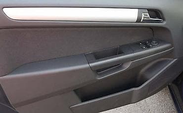cars on sale: TAPACIR VRATA ZA OPEL ASTRA H OD 2004. DO 2014. GOD. | Polovni — 2