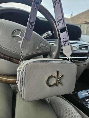 Torbe: Torba za rame, Calvin Klein, Materijal: Veštačka koža — 1