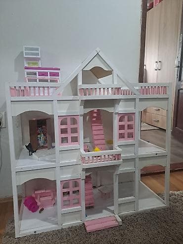 Velika drvena kuća za lutke sa više nivoa Cisto drvo . Dimenzije 
