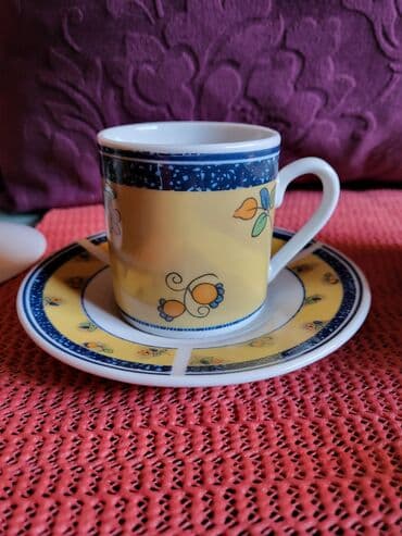 metalac šolje za kafu: Soljice nove porcelanske za kafu. Soljice komada 6 u ceni,kutija — 6