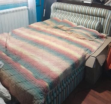 stolice: Nameštaj za dnevnu i trpezarijsku sobu + francuski ležaj prodajem - — 2