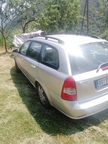 Teretna i poljoprivredna vozila: Chevrolet Nubira karavan – srebrna boja - Karoserija: karavan (5 — 2