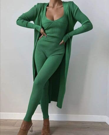 zeleno odelo: 🤎𝐿𝑈𝑋𝑈𝑅𝑌 𝑇𝑊𝑂 𝑃𝐴𝑅𝑇 𝑆𝐸𝑇🤎 𝑉𝑒𝑙𝑖𝑐𝑖𝑛𝑒:𝑈𝑁𝐼(𝑆 𝑀 𝐿 ) 𝐵𝑜𝑗𝑒:Crna Siva i Zelena — 2