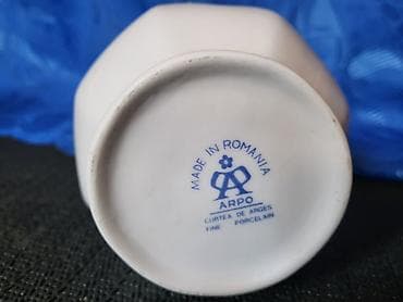 igracke od kestena: Vaza nova Apro porcelan iz 70ih.godina. Vaza nova,bez ostecenja,sve — 9