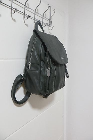 SILVIAROSA ranac, bez mana greske, visina 32cm dubina 12cm precnik — 2