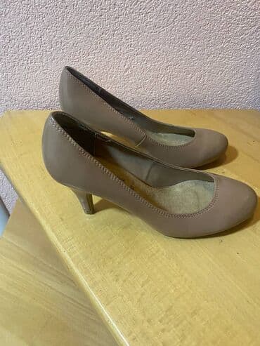 Sandals: Pumps, 38 — 3