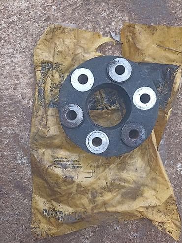 Gumeni zglob sa slike,original Caterpillar (USA) nov, prečnika fi 105