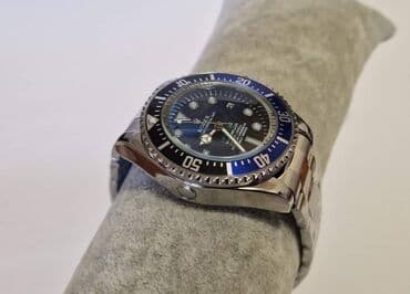 Sat ROLEX 
Cena:2600din