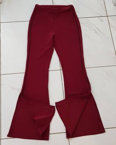 kompleti pantalone i prsluk: Bordo zvonaste pantalone Imaju elastinaodgovaraju za M — 3