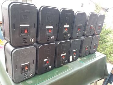 Audio: Jbl C1-profesional i C1-one. -jbl c1-profesional, beli 65e/par. ; — 7