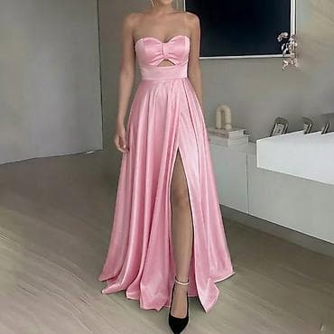 stradivarius haljine: Elegantna duga svečana haljina bez bretela
S M L
3700 din — 1