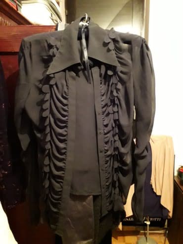 pull and bear suskavac: M (EU 38), Jednobojni, bоја - Crna — 2