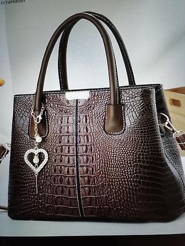new yorker torbe za plazu: Nova braon kroko tašna sa priveskom. Dužina 30cm i visina 21cm. 3 — 1