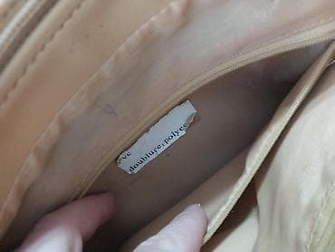 narukvica za sat: David Jones ženska torba – lak crna sa bež detaljima - Model — 5