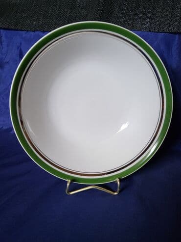 vatrostalne posude sa poklopcem akcija: Cinija nova winterling porcelan Bavaria. 1950g+. Cinija je sa — 1