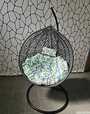 Tanks: Viseća “egg” fotelja sa stalkom - Konstrukcija: čvrst metalni okvir — 4