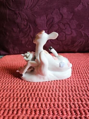 porcelanske solje za caj: Porcelanska vintaz,nova figura lane. Figura lane,nova,cvetovi bez — 8