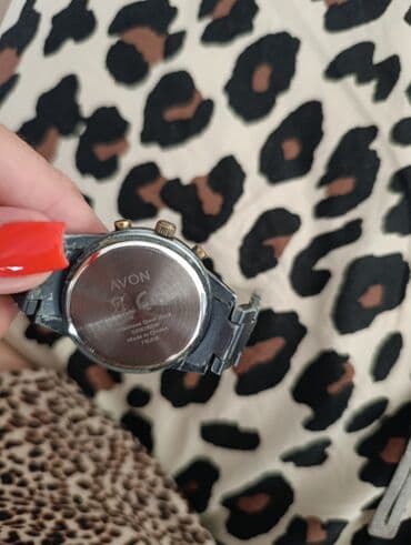 zenske helanke prodaja: Classic watch, Avon, Female — 2