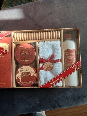 velicina kacketa: Poklon set za negu tela – IDC Institute Honey & Vanilla Sadržaj — 2
