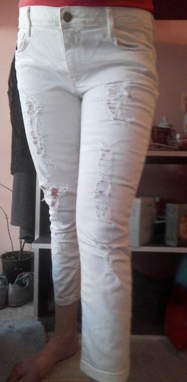 devojka sa sesirom slika: Pantalone sa elastinom dubok pojas 400 dinara — 1