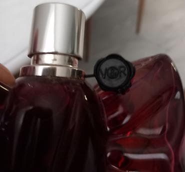 torba sa biserima: Viktor & Rolf Bonbon edp, 90 ml U pitanju je kultni miris U — 3