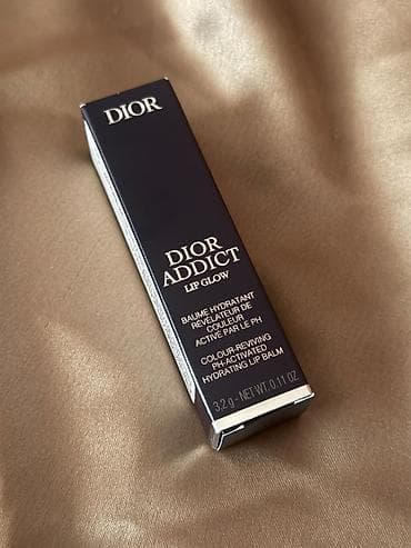 max factor puder 3 u 1 lilly: Dior Addict lip glow 000 universal clear, visoko kvalitetan sjaj za — 1