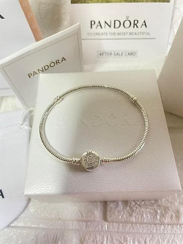 pandora 3x2: 03. Pandora narukvica Vel:21cm Cena:2100din (Samo narukvica bez — 2