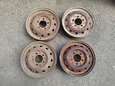 lada 2107 motor: Felna celicna Lada 2121,21213,21214i 16'' br.1-4. Polovno, ocuvano — 2