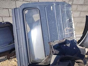 PREGRADA | Pregrada tovarnog prostora sa staklom