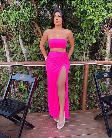 Komplet crop top i suknja sa slicem sa elastinom