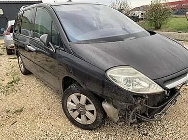 BRANIK MASKA KRILO RESETKA ZA CITROEN C8 na lalafo.rs BRANIK MASKA KRILO RESETKA ZA CITROEN C8