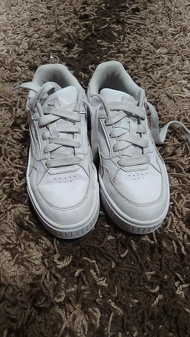 Puma patike za devojčice, bele 34br, očuvane na lalafo.rs Puma patike za devojčice, bele 34br, očuvane