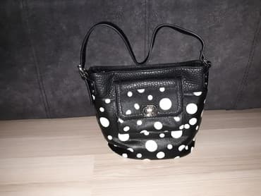 crna guess torba: Shoulder bag, Duki Daso — 1