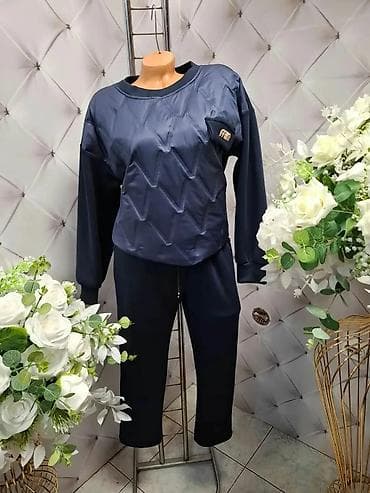 Ženski komplet trenerke – bluza i donji deo - Model: dvodelni komplet na lalafo.rs Ženski komplet trenerke – bluza i donji deo - Model: dvodelni komplet