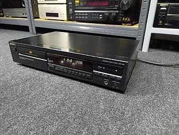 solja sa grejacem: Sony CDP-397 CD plejer - Formati: audio CD (Compact Disc) - — 4