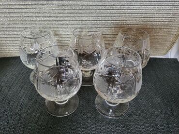 case za zestoko pice: Case kristal Zajecar za zestoko pice iz 70ih. Case su perfektne,sve — 6