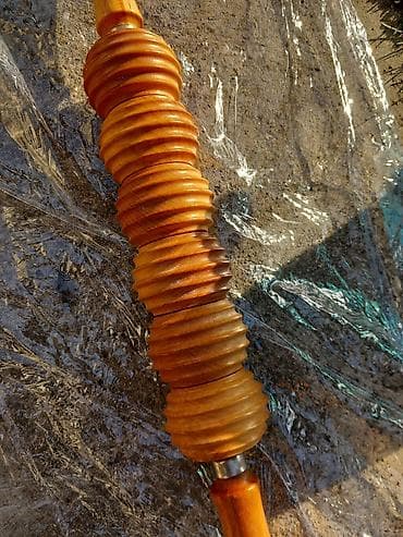 red bull frizider mini: Drvene ručne masažere – set Opis: - Dva masažera od lakiranog drveta — 3