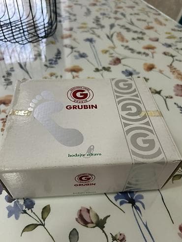 patike za setnju: Nove nenošene dečije sandale Grubin, prodaje se zbog pogresno — 2