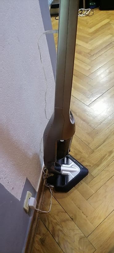risiver za tv sa antenom: Usisivač ROVENTA ručni na bateriju
Ispravan
Mirjevo — 5