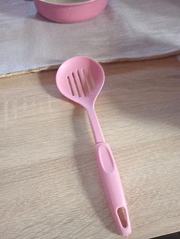 hilti bosch cena: Komplet posuđa i kuhinjskog pribora – roze - Posuđe: tri — 7