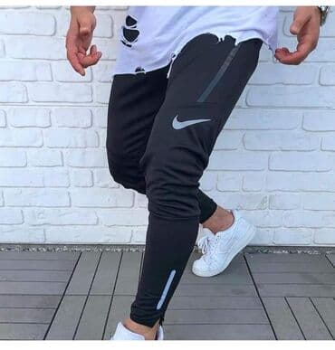 trenerka xl nova: Cena 2300 dinara
S M L XL XXL
Likra — 3