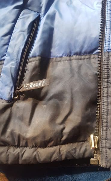 pull and bear suskavac: BEAR USA perjana debela jakna s velicina, teget boje. S velicina za — 4