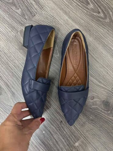 High boots: Loafers, 37 — 1