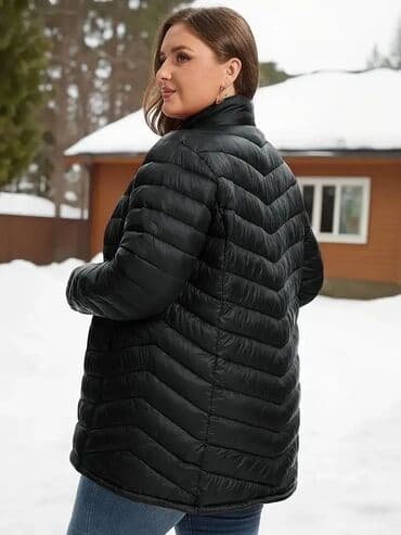 nike ženske jakne: Cena:4000din Vel:0XL,1XL,2XL,3XL,4XL Poručuje se isporuka za desetak — 7