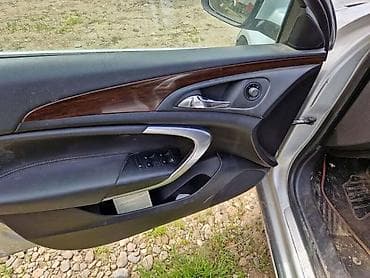 akumulatori: LAJSNE ENTERIJERA MAHAGONI ZA OPEL INSIGNIA | Svi delovi za Opel — 4