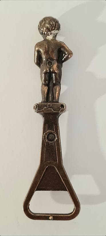 mesalice kupujem prodajem: ▪︎ Prodajem metalni otvarač za flaše sa postavljenih slika u obliku — 6