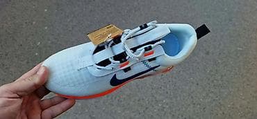 špagerice muške: Nike patike za trčanje i svakodnevno nošenje sa vidljivom Air — 4