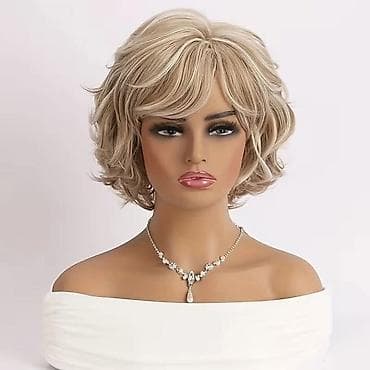 Kancelarijski nameštaj: Perike – 3400 din - Moderne ženske perike u više stilova i dužina — 6